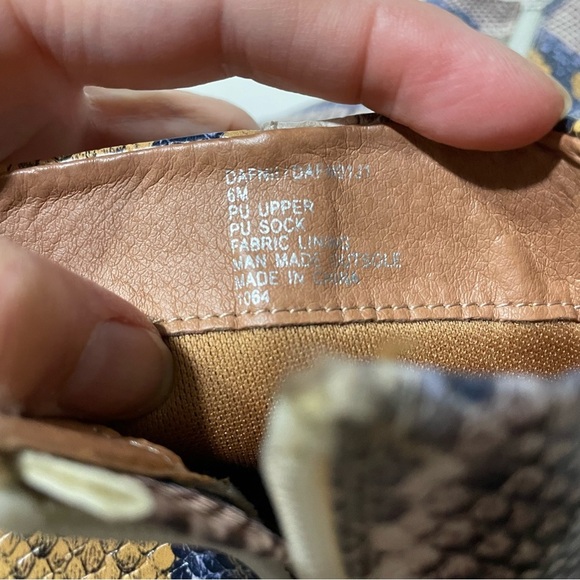 Madden Girl Dafnii Snakeskin Multicolor Block Heel Bootie 6M - Picture 9 of 12